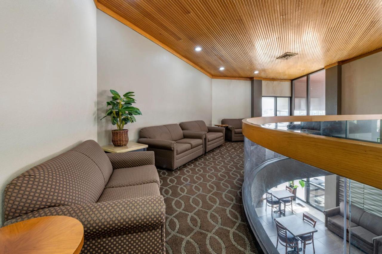 Econo Lodge Лафайетт Экстерьер фото