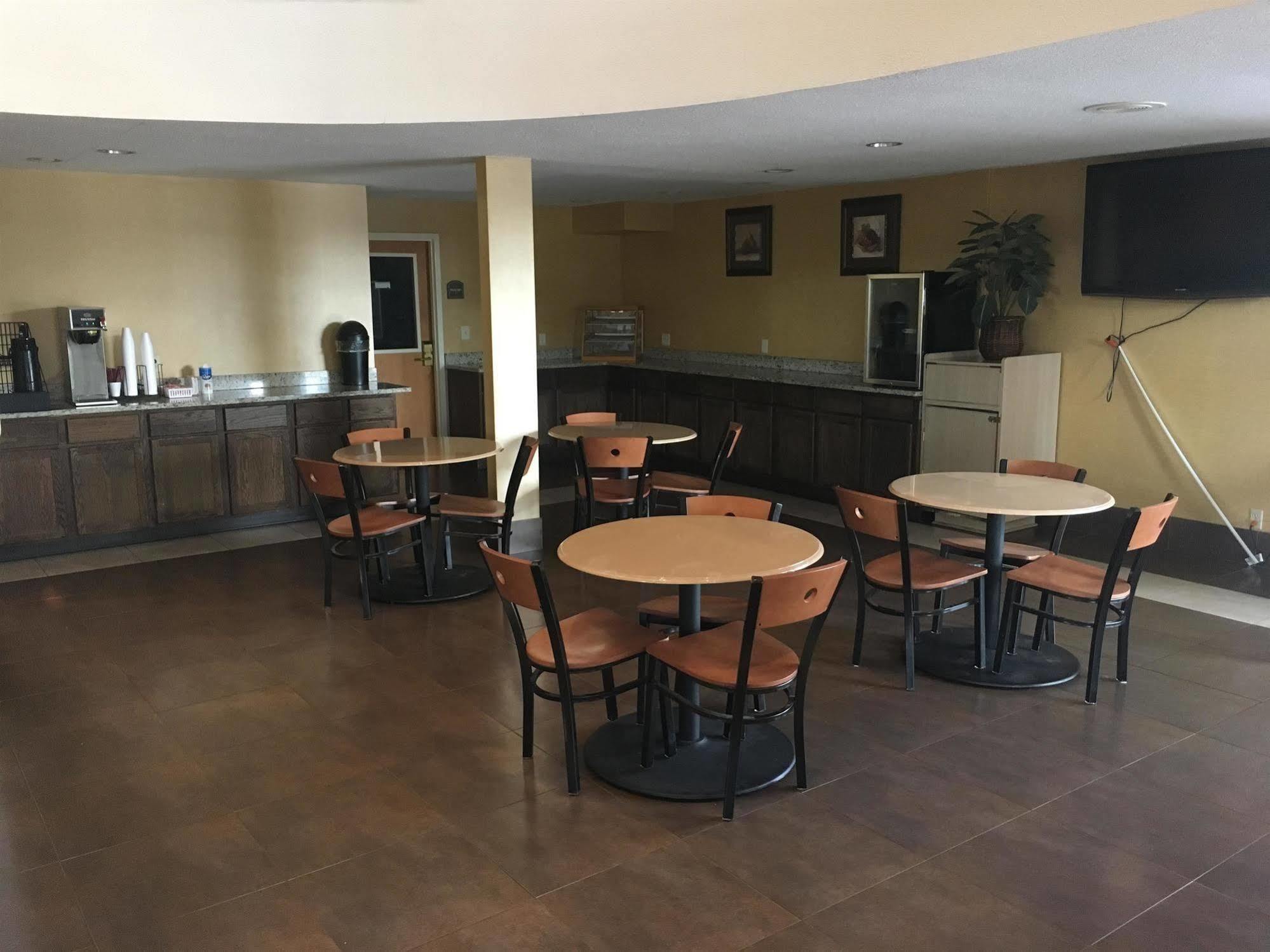 Econo Lodge Лафайетт Экстерьер фото